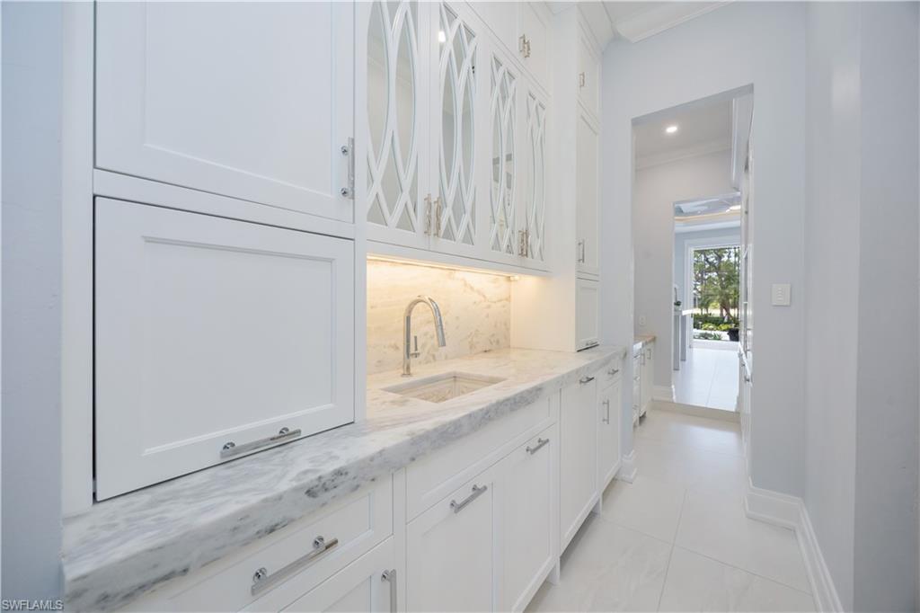 ESTATES AT WYNDEMERE - Residential