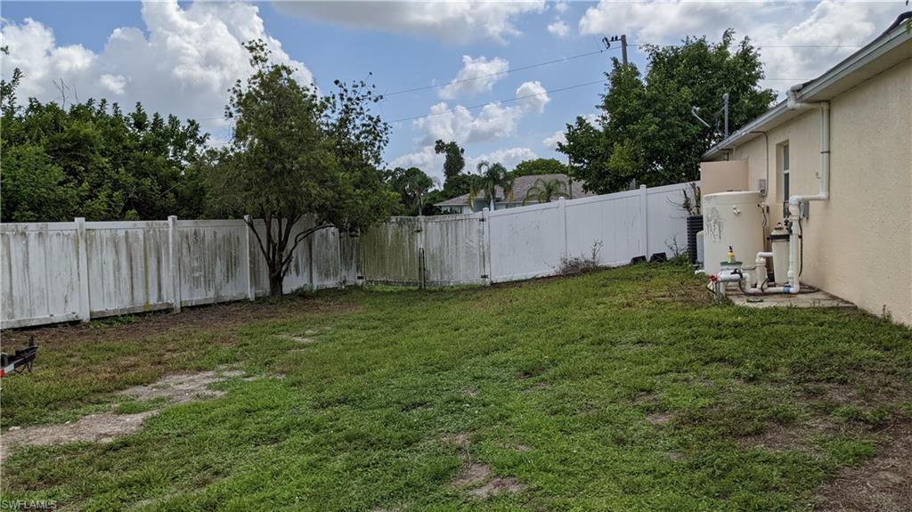 CAPE CORAL - Residential