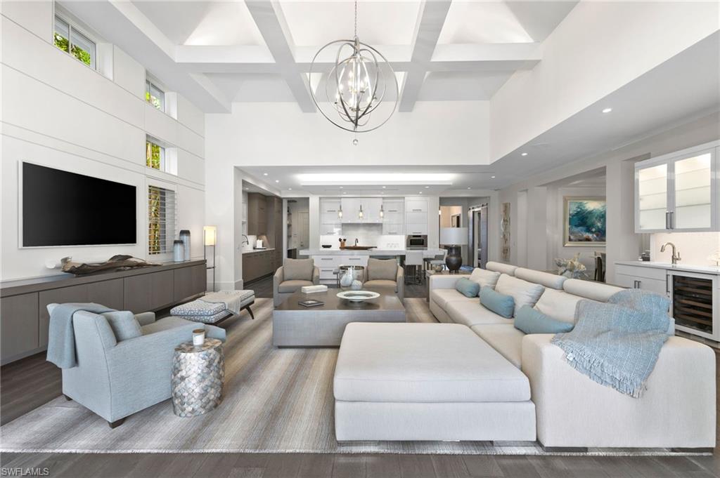 OLDE NAPLES - Residential