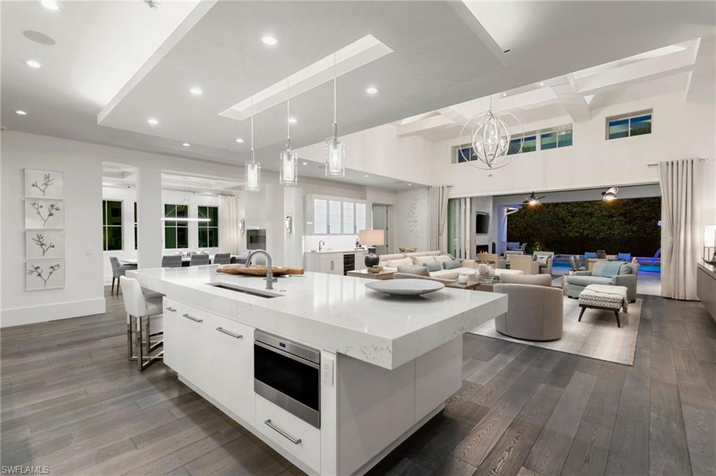 OLDE NAPLES - Residential