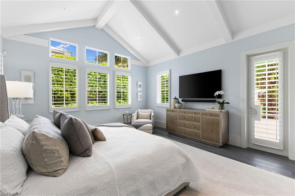 OLDE NAPLES - Residential