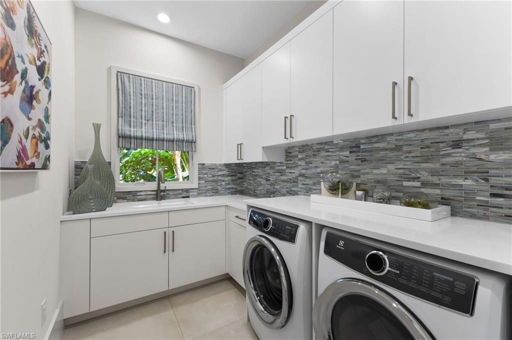 OLDE NAPLES - Residential