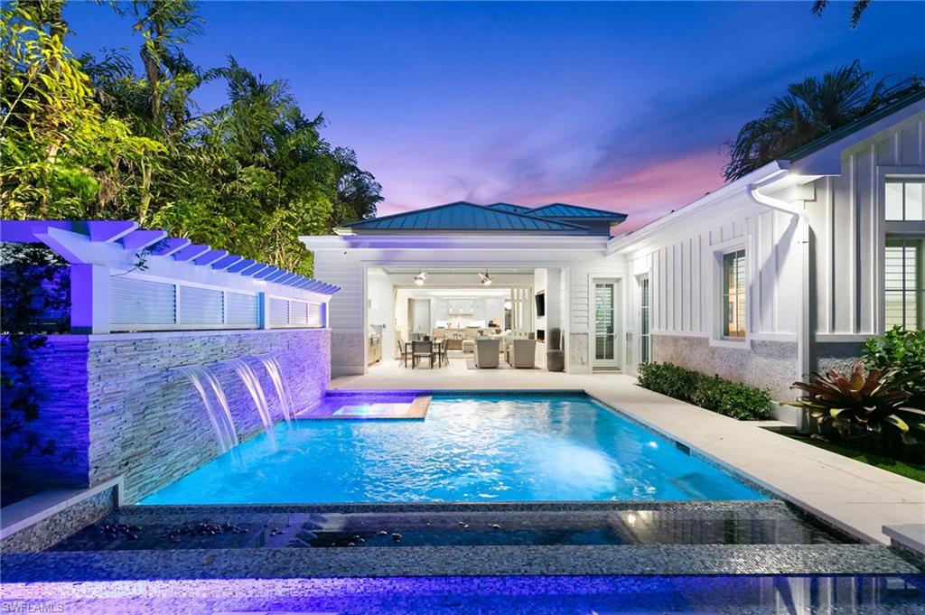 OLDE NAPLES - Residential