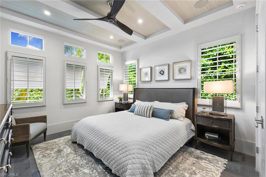 OLDE NAPLES - Residential