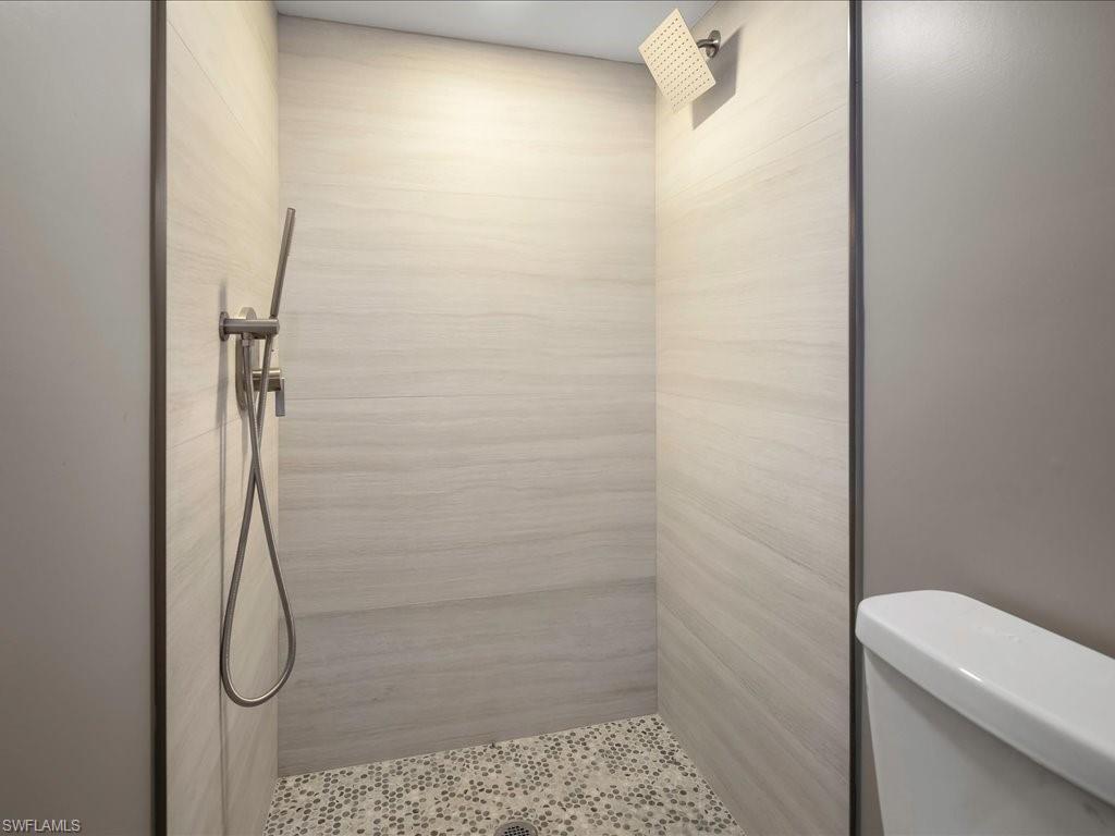 MARCO INN VILLAS - Residential