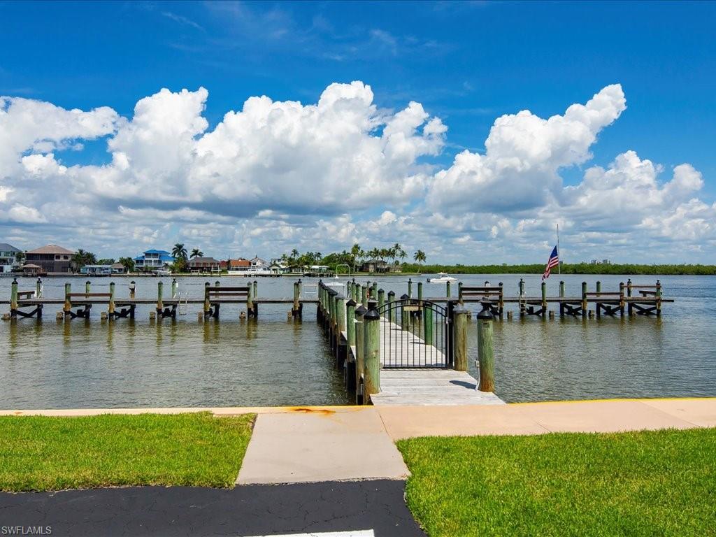 MARCO INN VILLAS - Residential