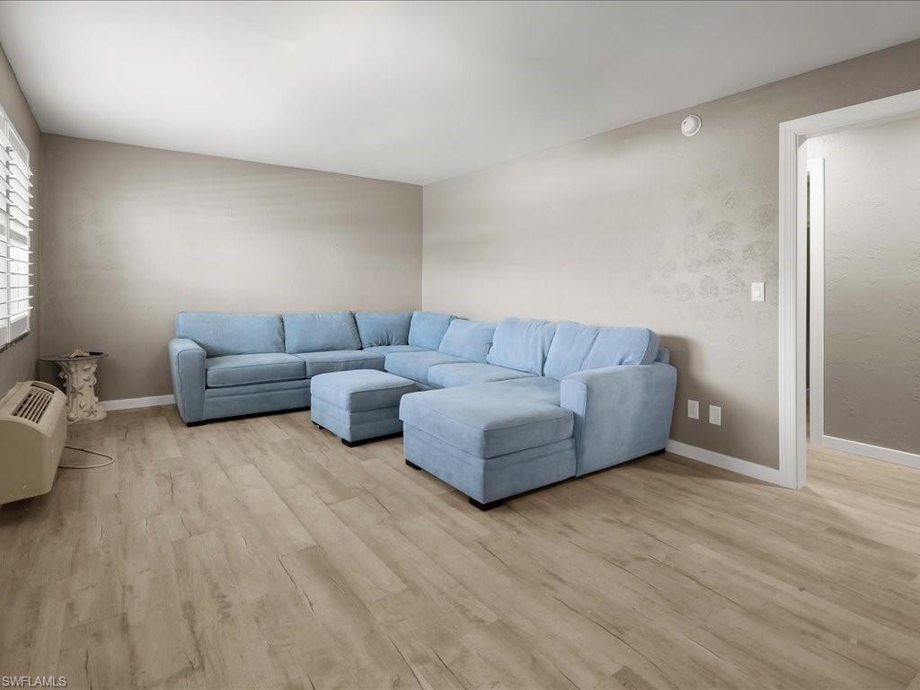 MARCO INN VILLAS - Residential