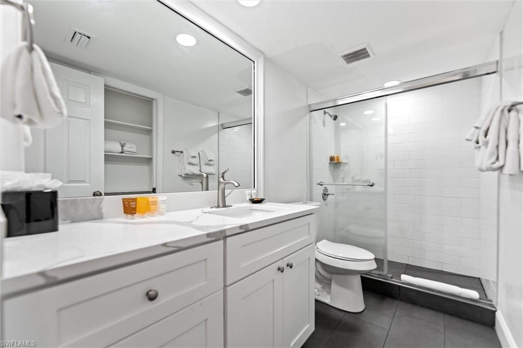 BEACH VILLAS CONDO - Residential