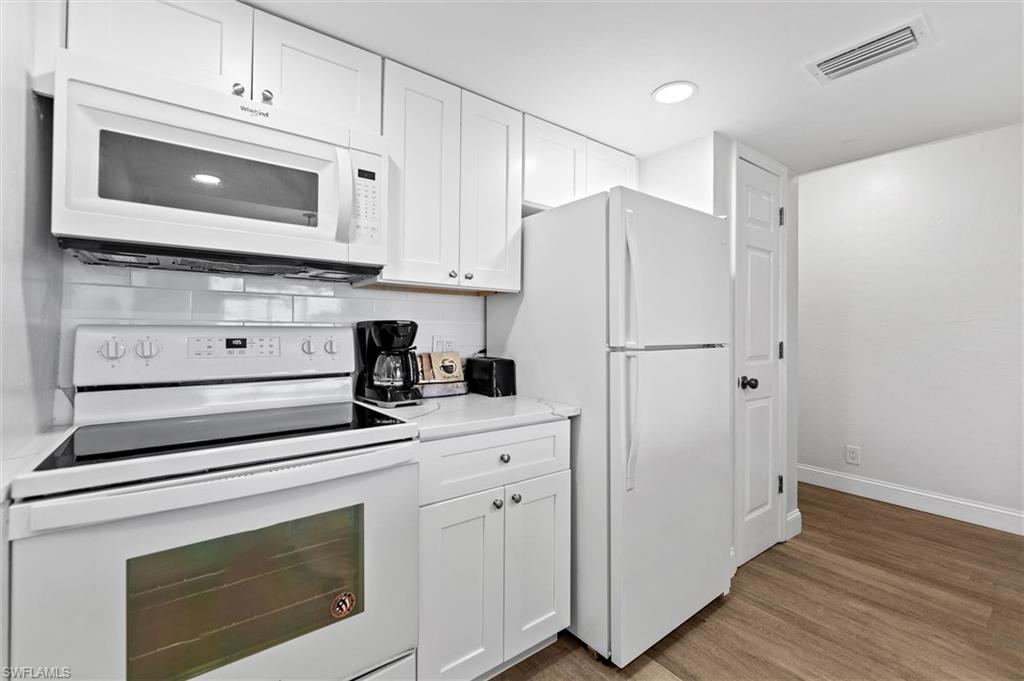 BEACH VILLAS CONDO - Residential