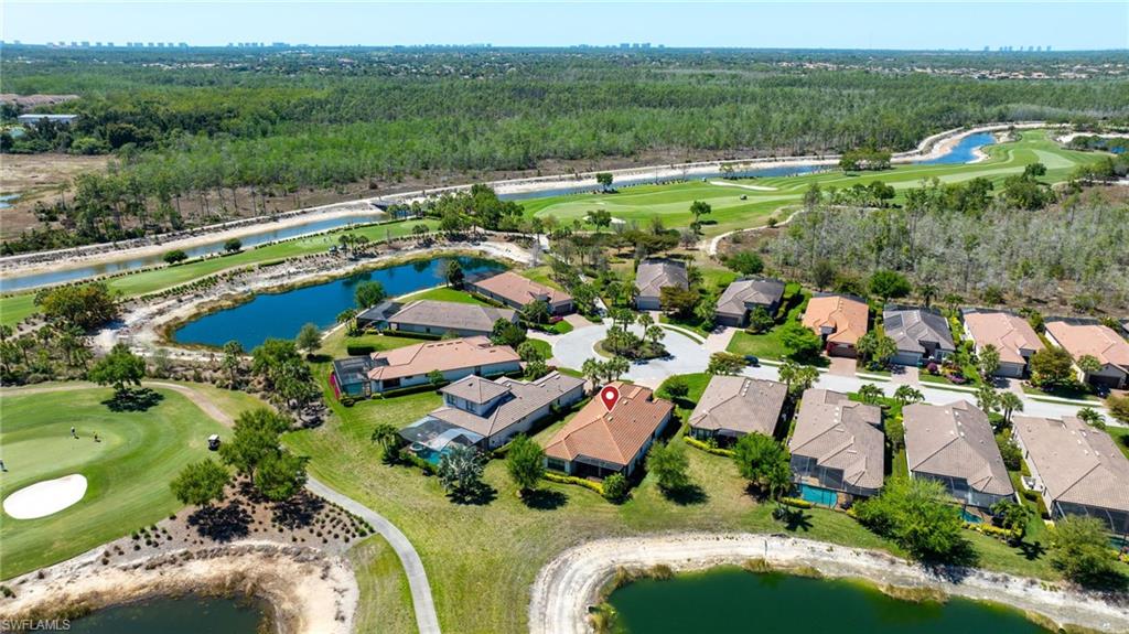 ESPLANADE - Residential