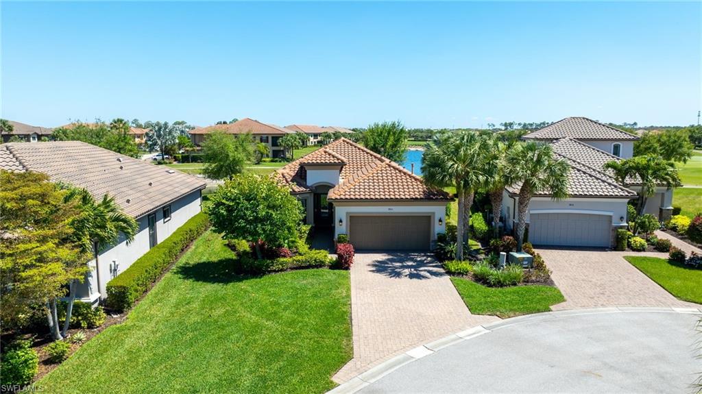 ESPLANADE - Residential