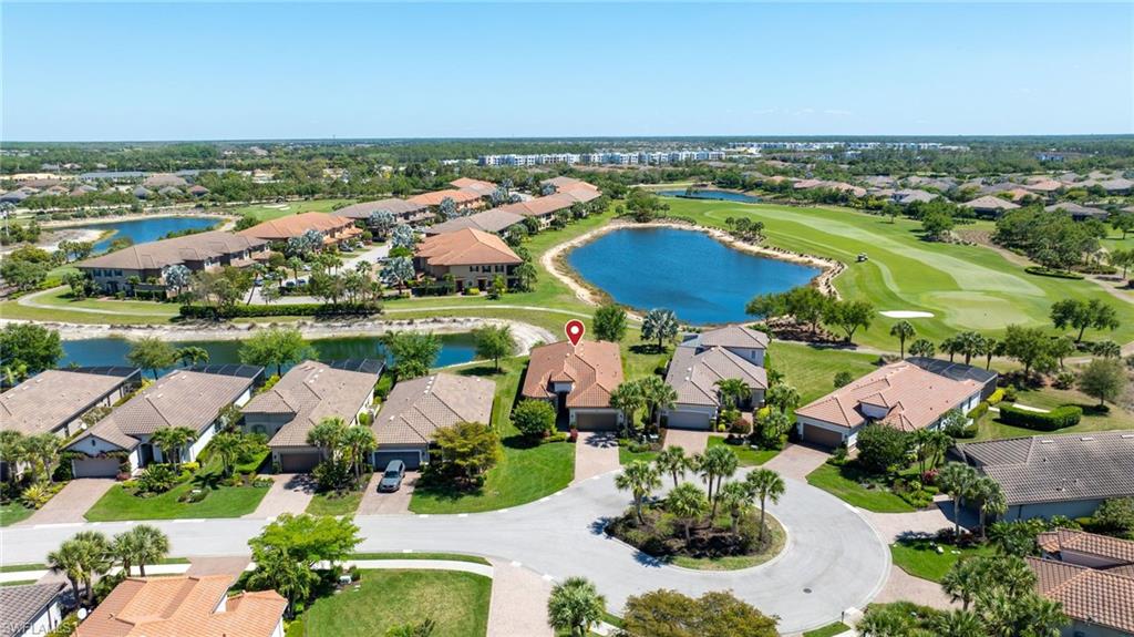 ESPLANADE - Residential