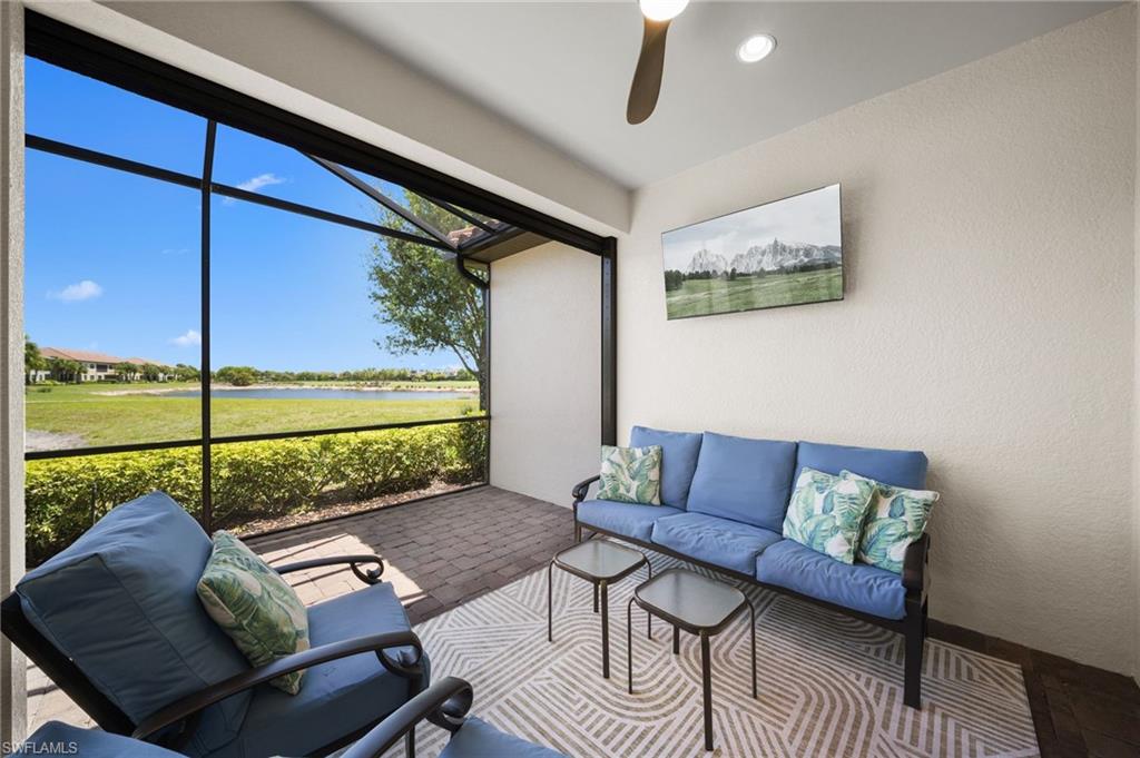 ESPLANADE - Residential