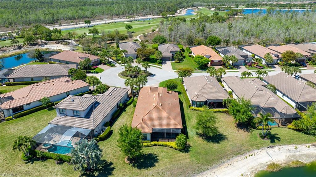 ESPLANADE - Residential