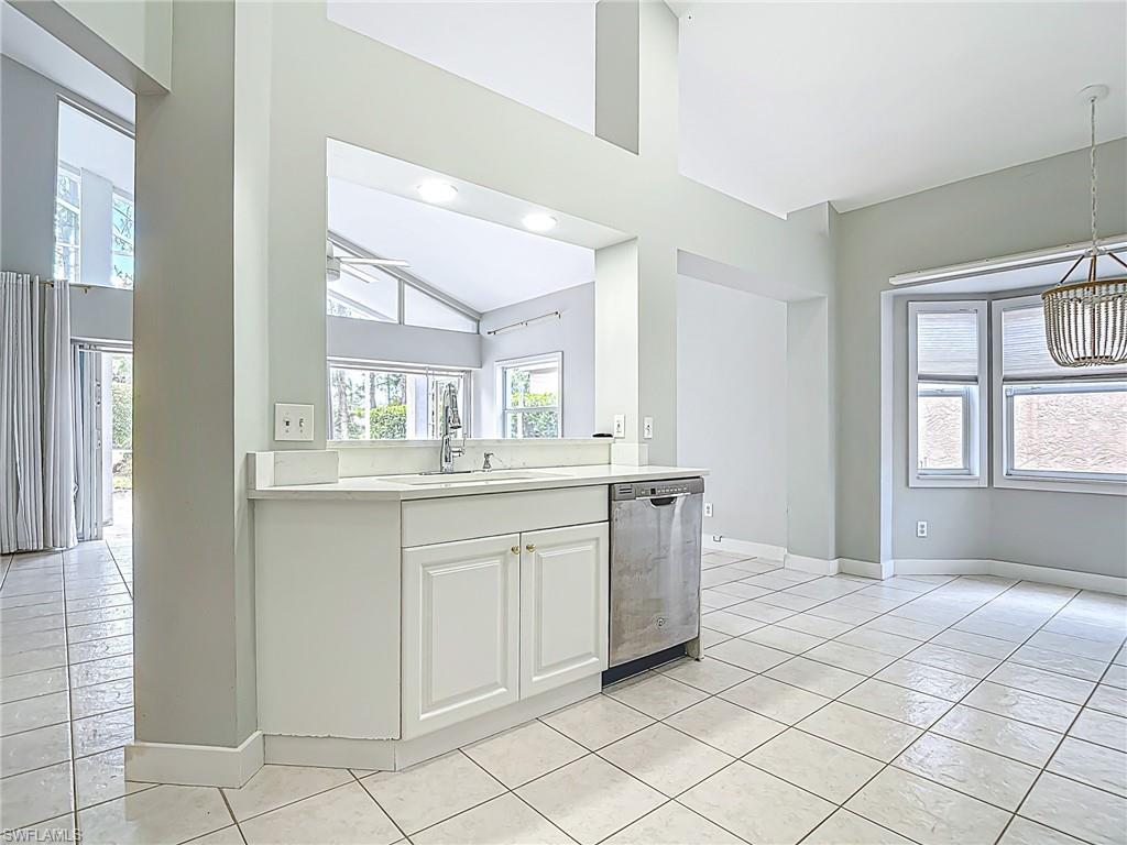 SABAL LAKE - Residential Lease