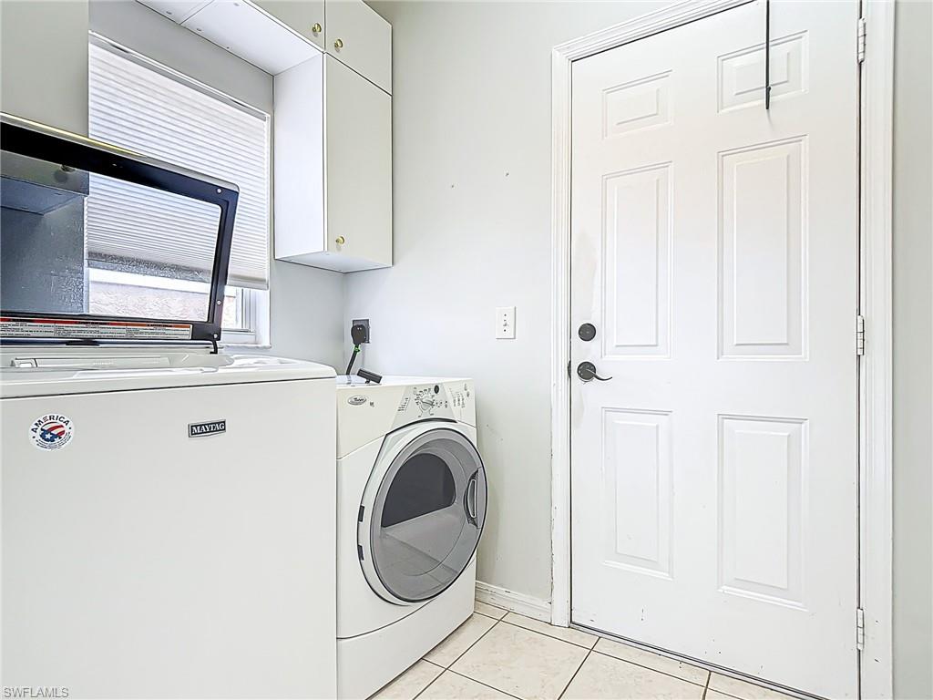 SABAL LAKE - Residential Lease