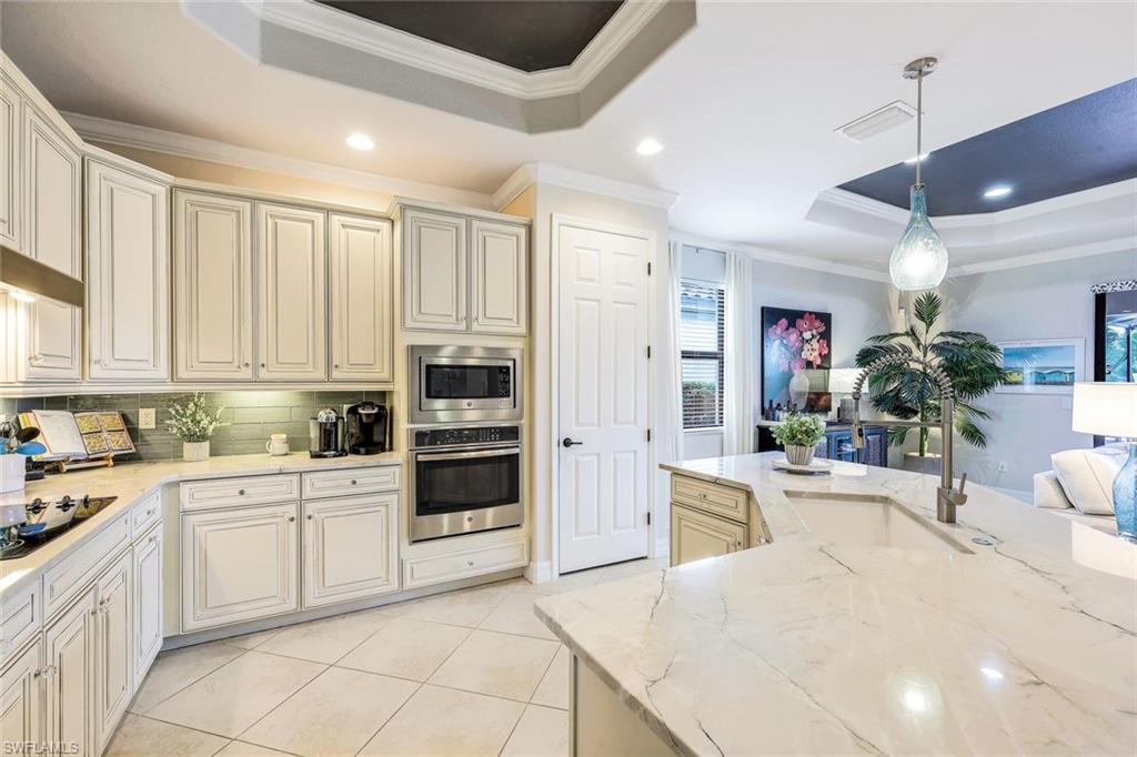 BONITA NATIONAL GOLF AND COUNTRY CLUB - Residential