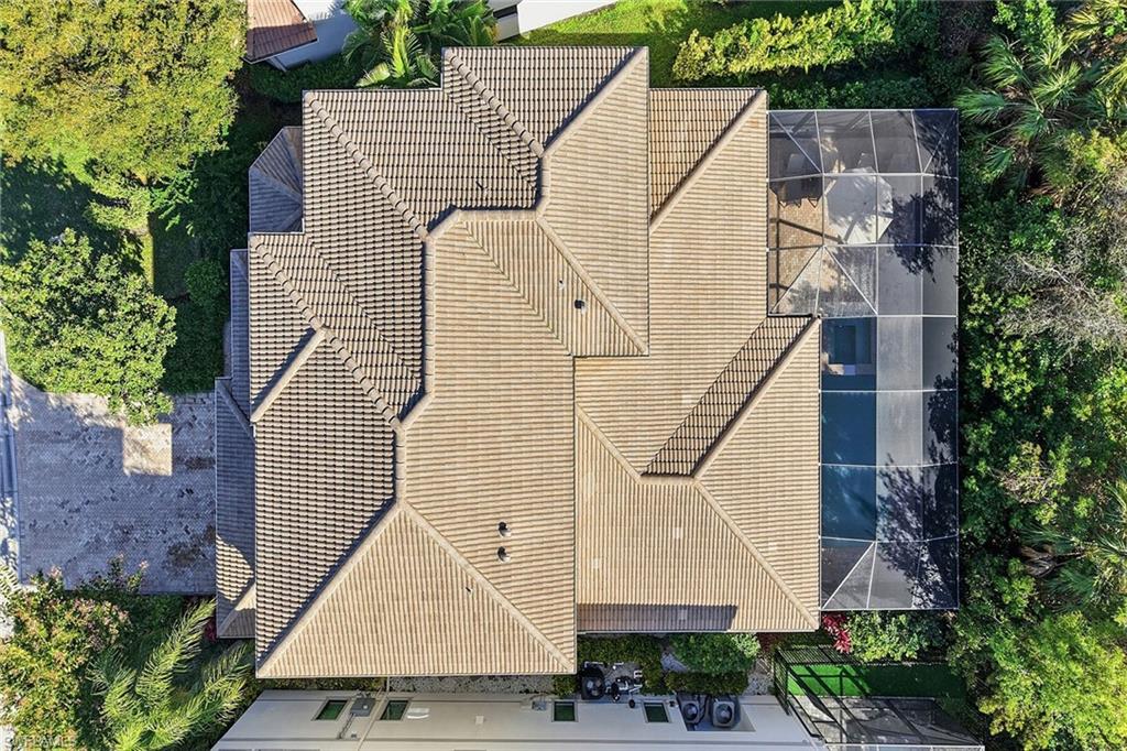 COCO LAKES - Residential