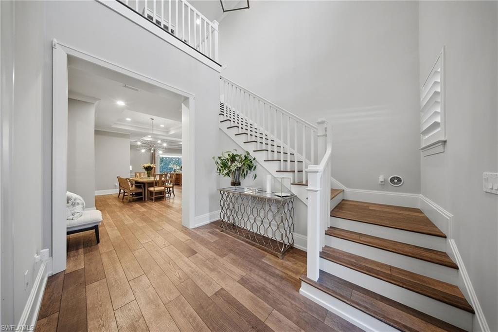 COCO LAKES - Residential