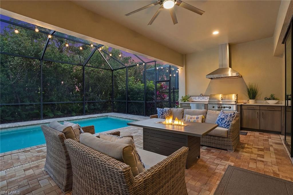 COCO LAKES - Residential