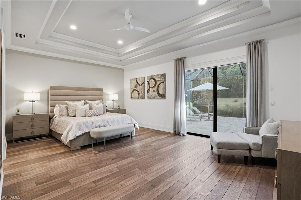 COCO LAKES - Residential