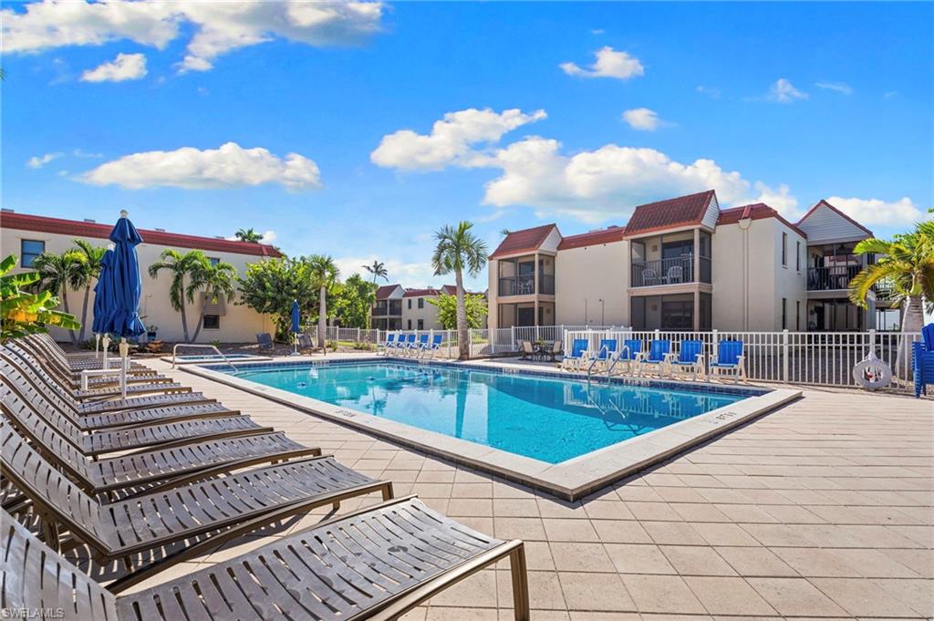 SANIBEL MOORINGS CONDO - Residential