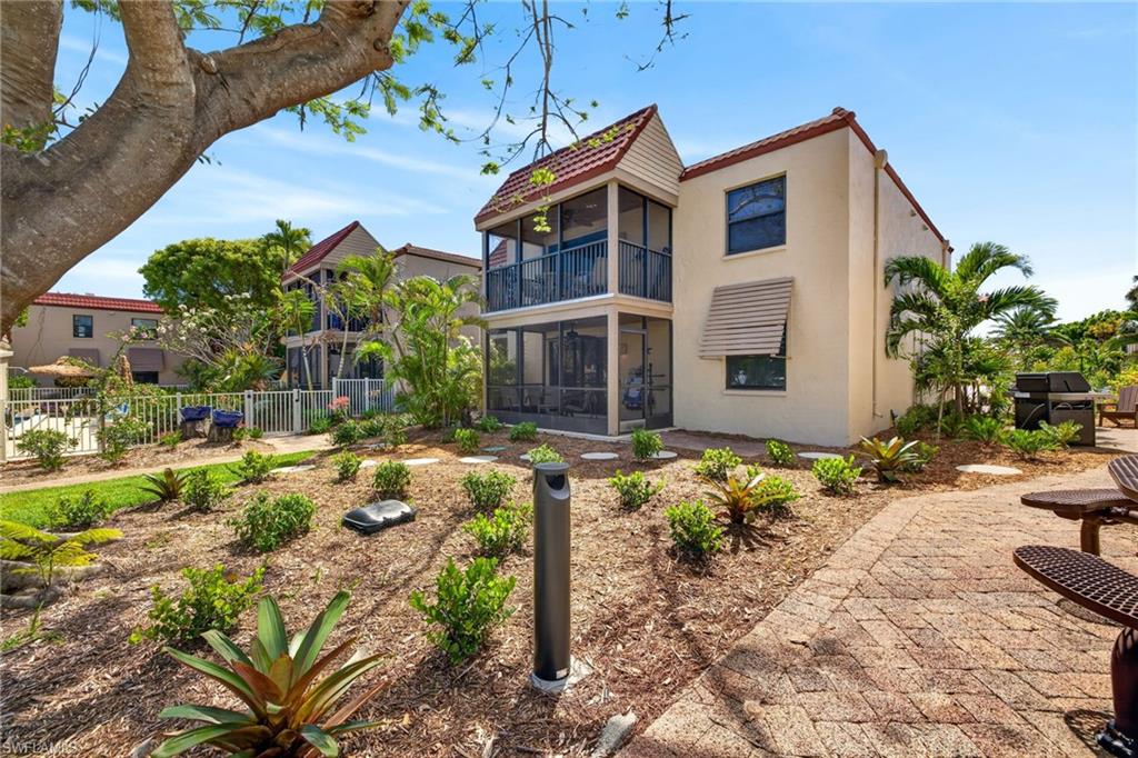 SANIBEL MOORINGS CONDO - Residential