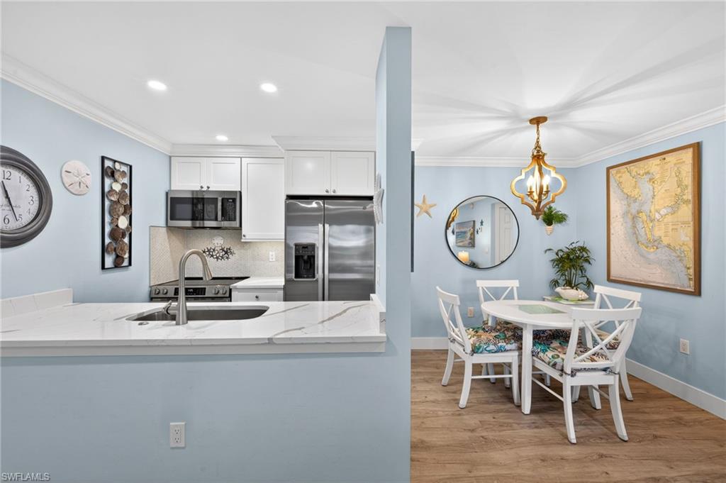 SANIBEL MOORINGS CONDO - Residential