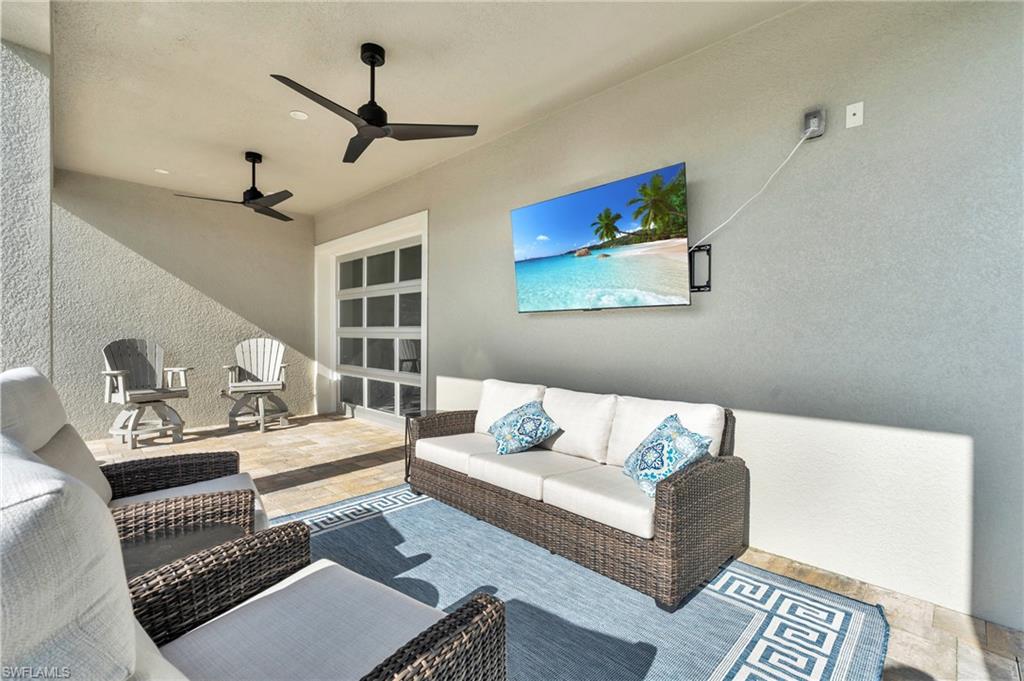 ISLAND SHORES - Residential