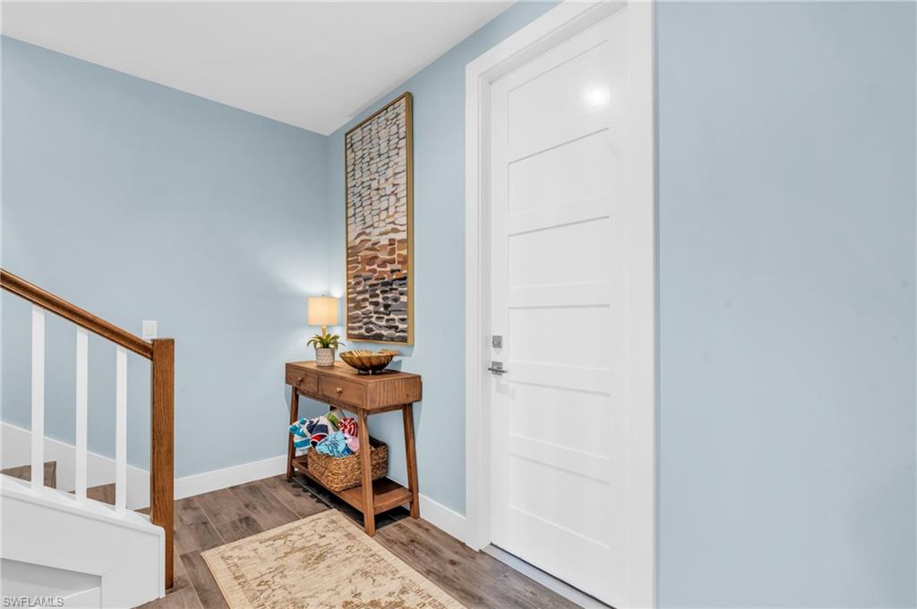 ISLAND SHORES - Residential