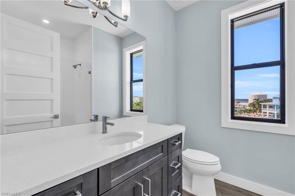 ISLAND SHORES - Residential