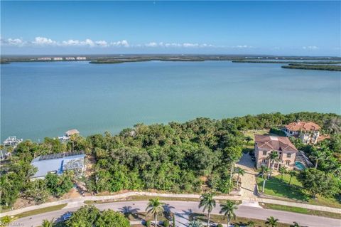 621 Inlet DR MARCO ISLAND FL 34145