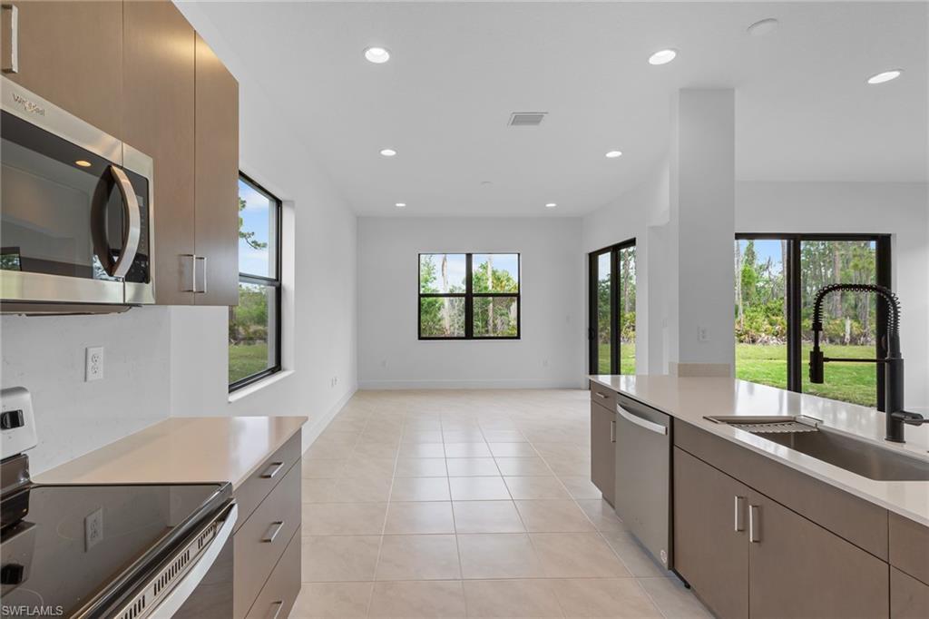 SILVERWOOD AT AVA MARIA - Residential Lease