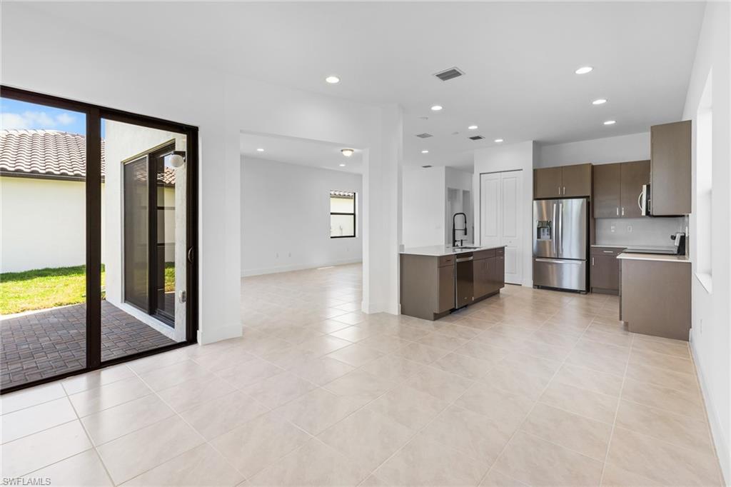 SILVERWOOD AT AVA MARIA - Residential Lease