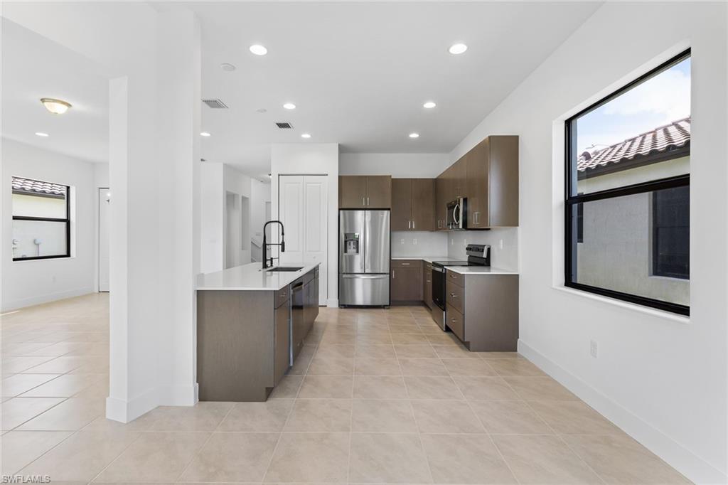 SILVERWOOD AT AVA MARIA - Residential Lease