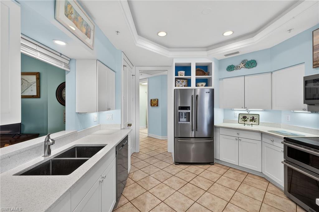 HERON AT THE SANCTUARY II - Residential