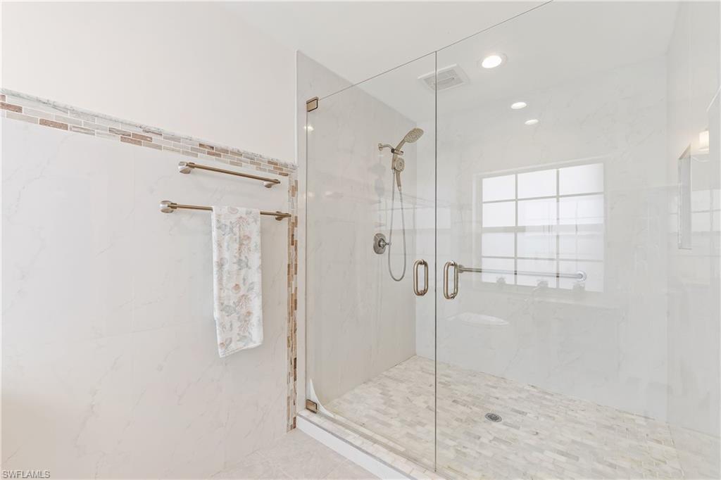 DEL VERA COUNTRY CLUB - Residential