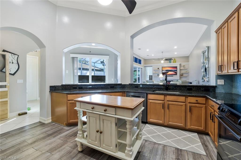 CAYMAN - Residential