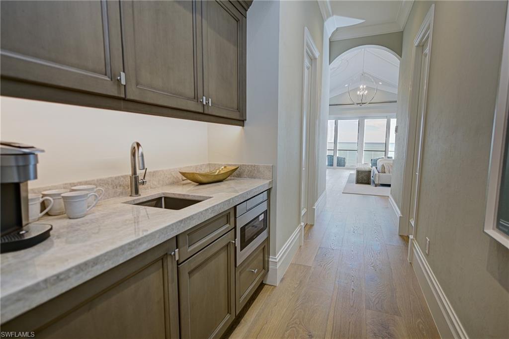 BONITA BEACH - Residential