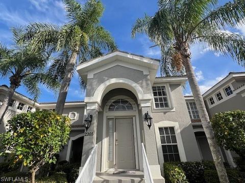 10113 Colonial Country Club BLVD 2205 FORT MYERS FL 33913