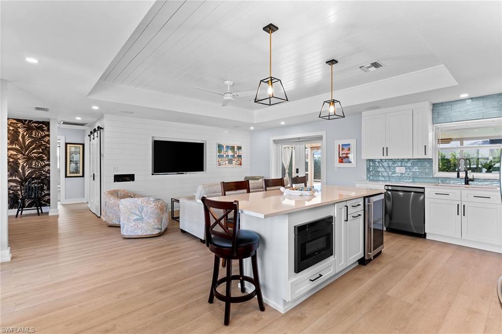 NAPLES PARK - Residential