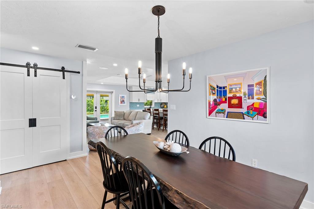 NAPLES PARK - Residential