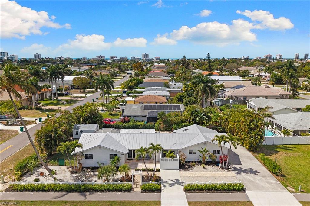 NAPLES PARK - Residential