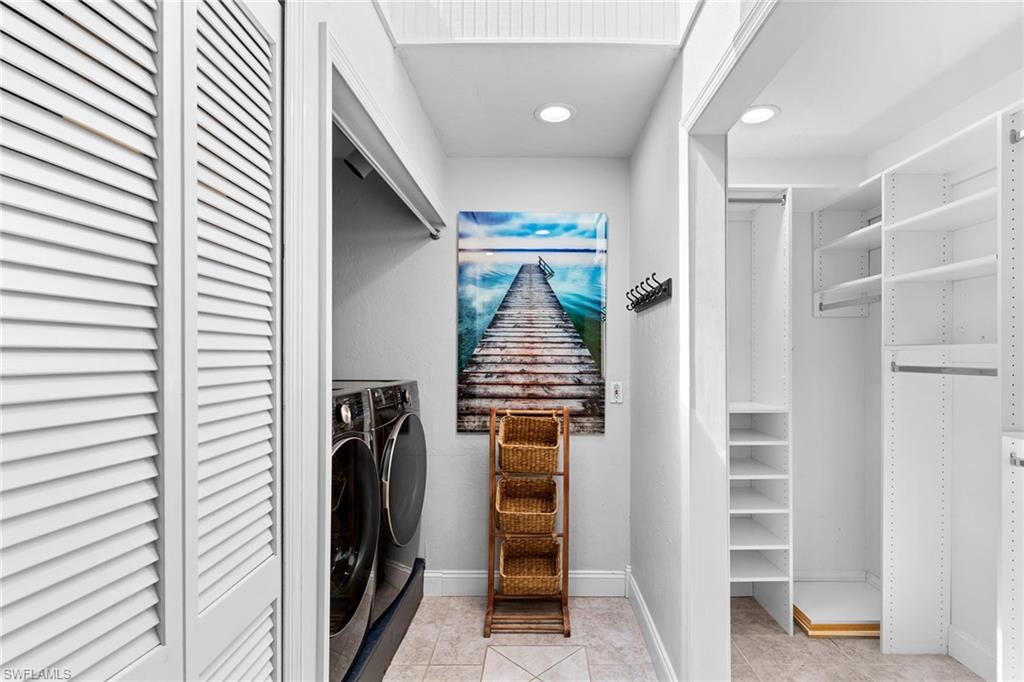 NAPLES PARK - Residential