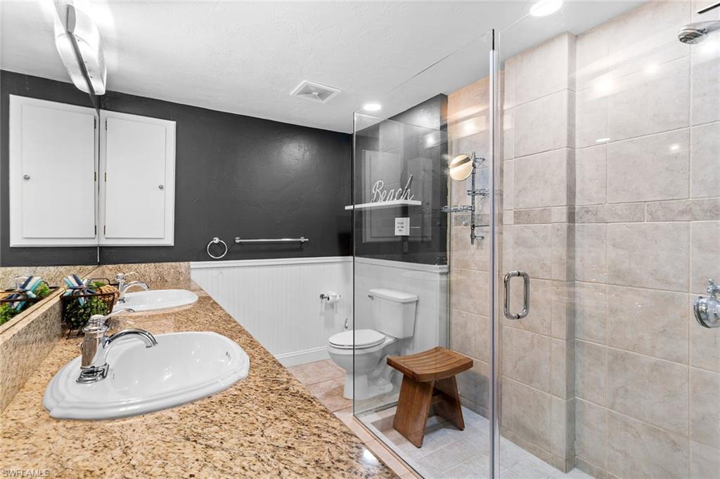 NAPLES PARK - Residential