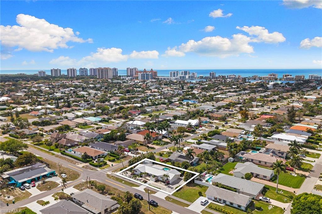 NAPLES PARK - Residential
