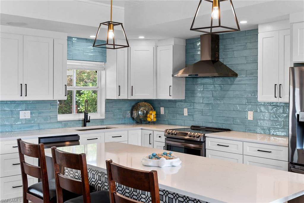 NAPLES PARK - Residential