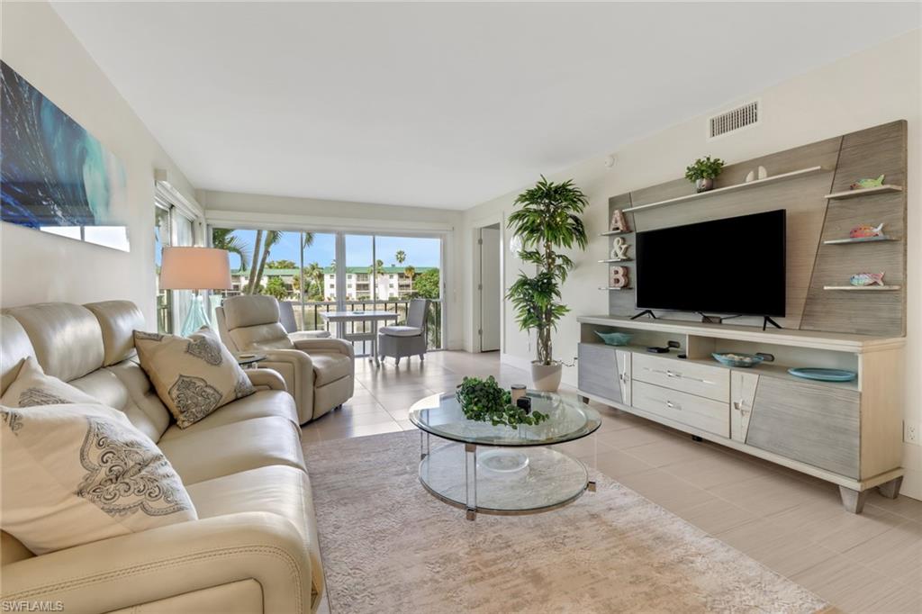 CAMELOT CLUB - Residential