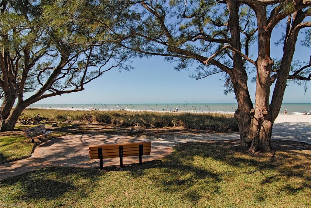 CAMELOT CLUB - Residential