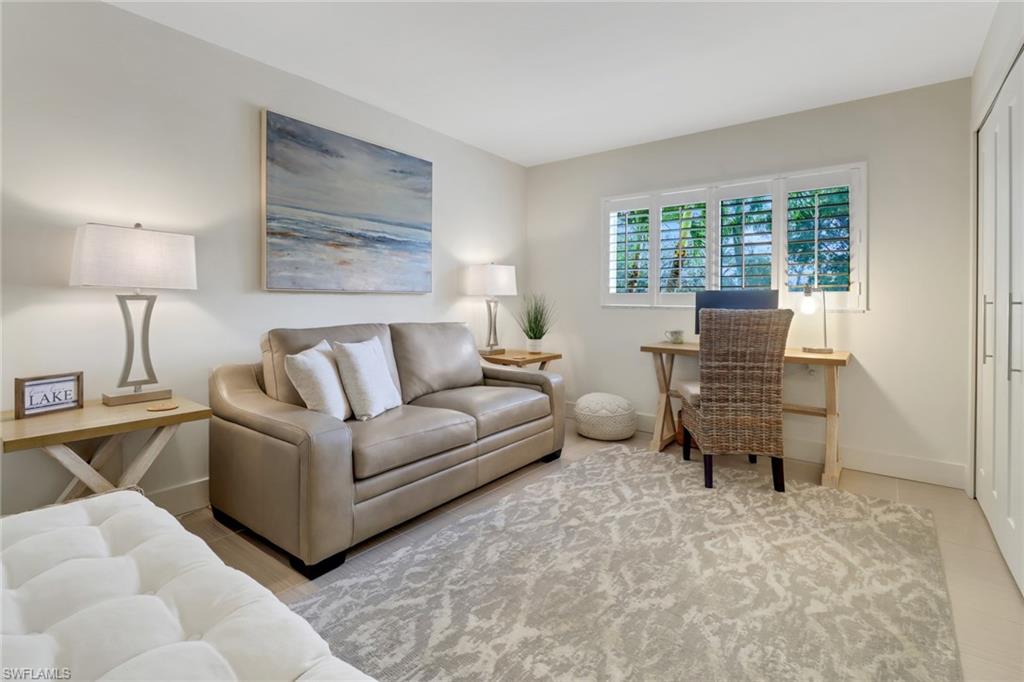 CAMELOT CLUB - Residential